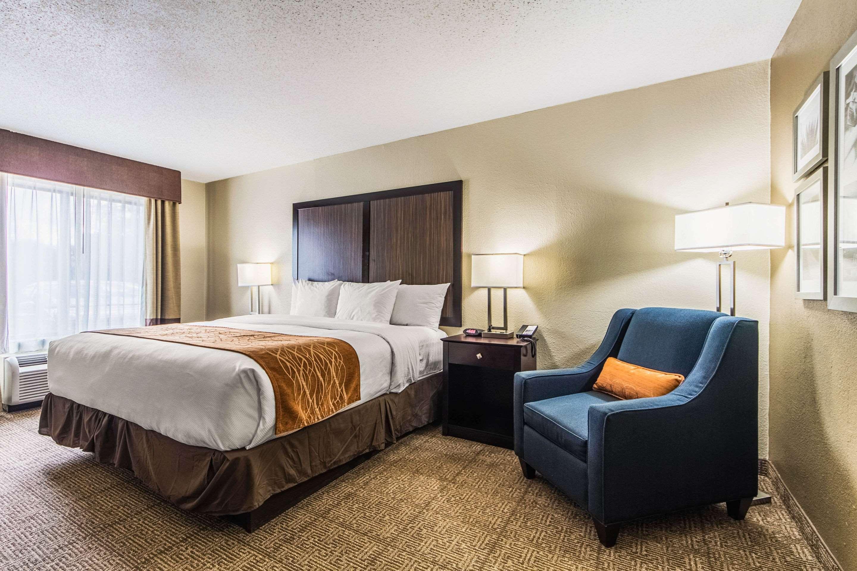 Comfort Inn Dallas Park Central Exteriör bild