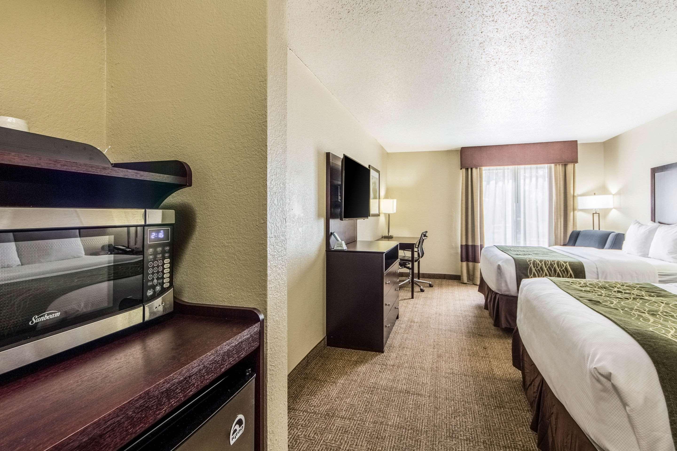 Comfort Inn Dallas Park Central Exteriör bild