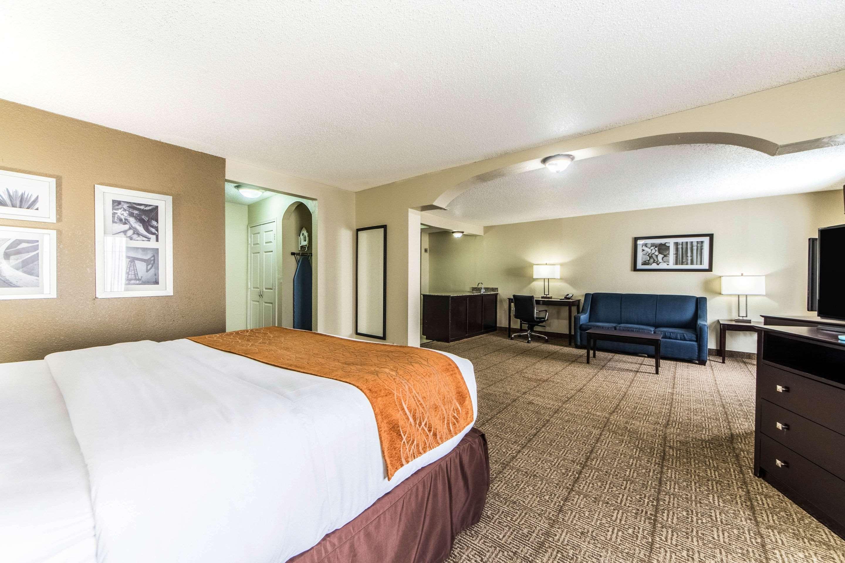 Comfort Inn Dallas Park Central Exteriör bild