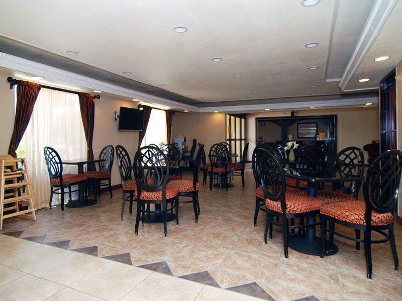 Comfort Inn Dallas Park Central Restaurang bild