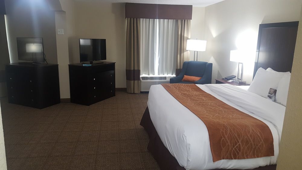 Comfort Inn Dallas Park Central Exteriör bild