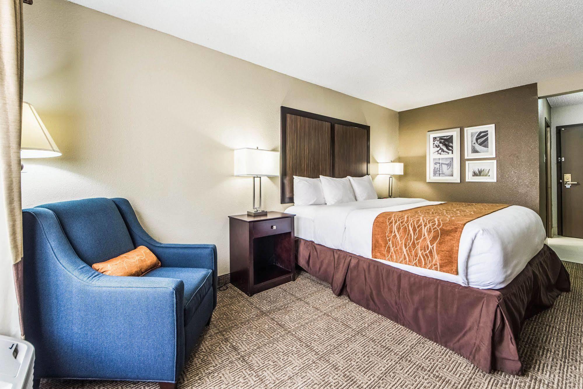 Comfort Inn Dallas Park Central Exteriör bild