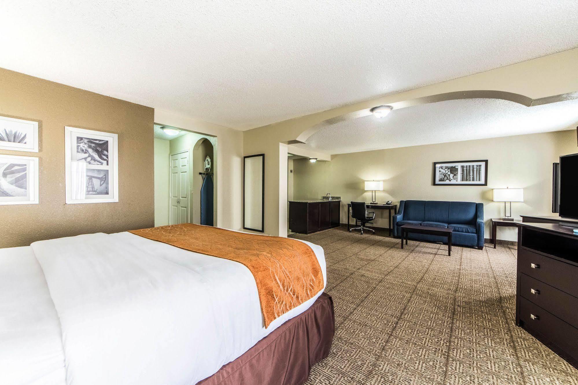 Comfort Inn Dallas Park Central Exteriör bild